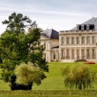 Partner Elegance and finesse in Saint-Estèphe photo